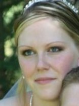 Person who looks like Kirsten Dunst