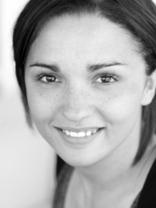 Person who looks like Rachael Leigh Cook