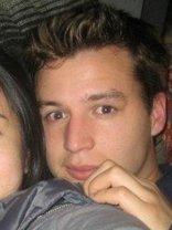 Person who looks like Simon Rex