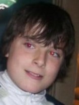 Person who looks like Josh Hutcherson