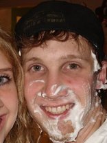 Person who looks like Stark Sands