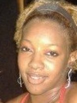 Person who looks like Mary J. Blige