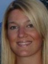 Person who looks like Elisabeth Shue