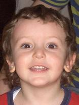 Person who looks like Jonathan Lipnicki