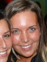 Person who looks like Erin Daniels