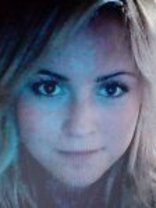 Person who looks like Lindsay Lohan