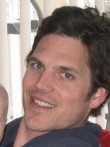 Person who looks like Steve Howey