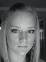 Person who looks like Lauren Woodland