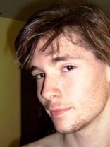 Person who looks like Josh Hamilton (Actor)