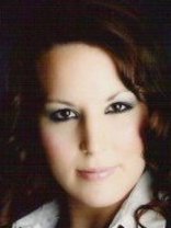 Person who looks like Lara Flynn Boyle