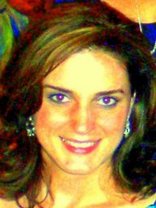 Person who looks like Angie Harmon