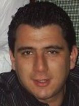 Person who looks like Eric Szmanda