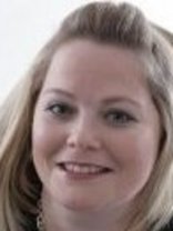 Person who looks like Elisabeth Shue