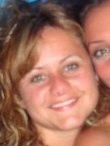 Person who looks like Tiffani Thiessen