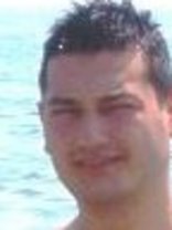 Person who looks like Pierce Brosnan