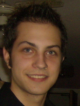 Person who looks like Steve Howey