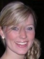 Person who looks like Nicholle Tom