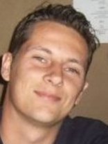 Person who looks like Simon Rex