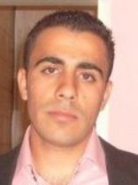 Person who looks like Bobby Cannavale