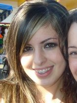 Person who looks like Anne Hathaway