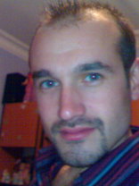 Person who looks like Josh Lucas