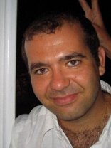 Person who looks like Tom Hanks