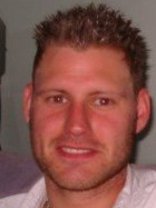 Person who looks like Casper Van Dien