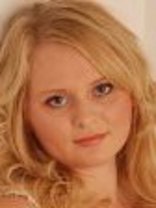 Person who looks like Holly Willoughby