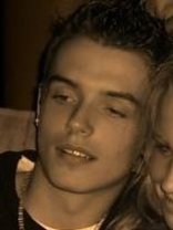 Person who looks like David Charvet