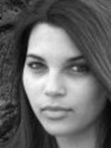 Person who looks like Jules Asner