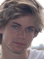 Person who looks like Jesse Spencer