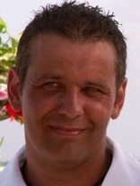 Person who looks like Jose Canseco