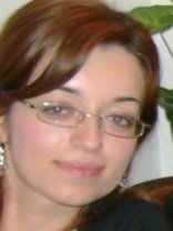 Person who looks like Leah Remini