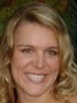 Person who looks like Paula Zahn