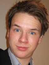 Person who looks like Johnny Pacar