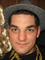 Person who looks like Joshua Jackson