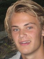 Person who looks like Emile Hirsch