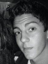 Person who looks like Diego Luna