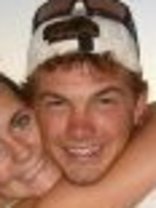 Person who looks like Josh Duhamel