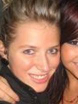 Person who looks like Naomi Watts