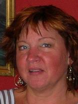 Person who looks like Elizabeth Peña