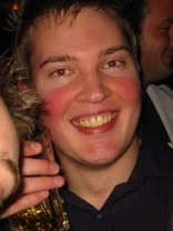 Person who looks like Justin Guarini