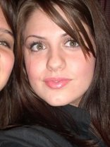 Person who looks like Kaley Cuoco