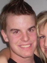 Person who looks like Stark Sands