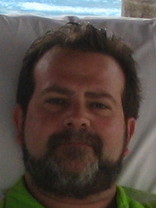 Person who looks like David Denman