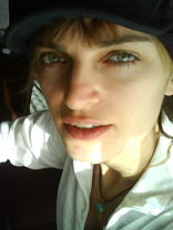 Person who looks like Uma Thurman