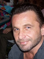 Person who looks like Josh Lucas