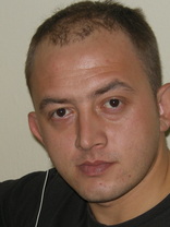 Person who looks like Johnny Pacar