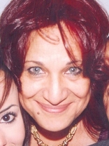 Person who looks like Marilu Henner