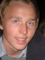 Person who looks like Chris Marquette